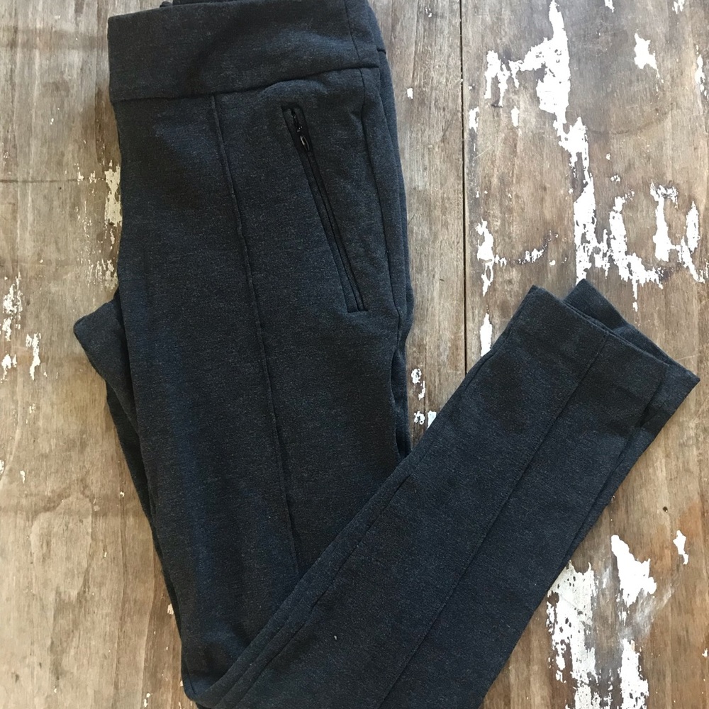 Dressy leggings